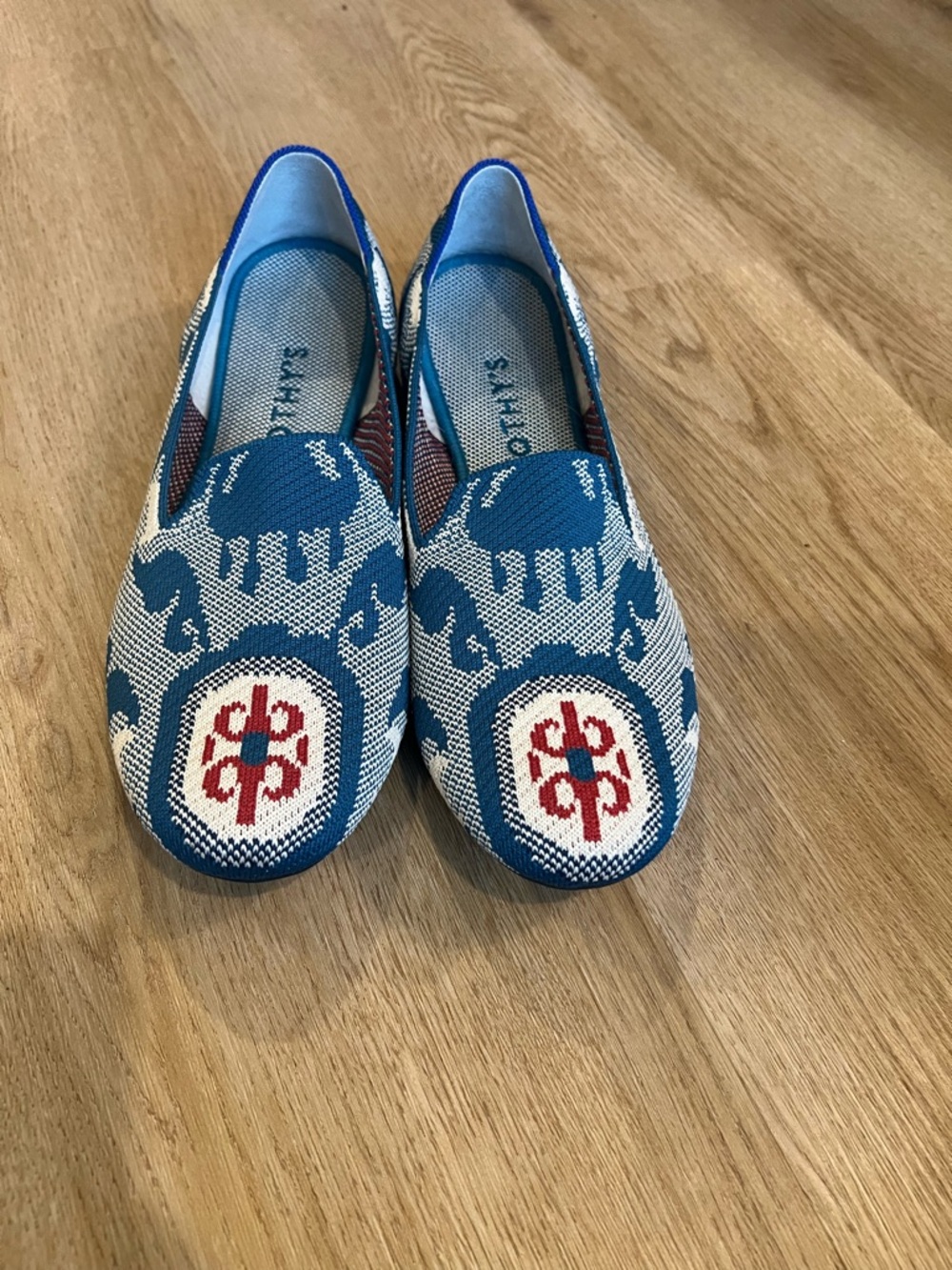 Rothy's Blue White Red Knit Slip-On Flats- 12